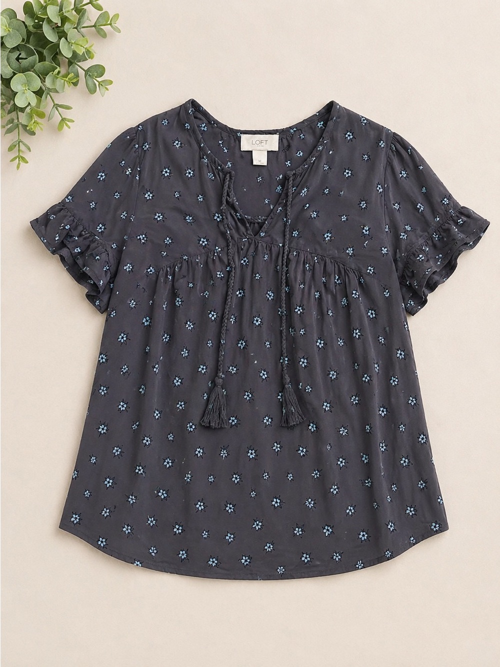 LOFT Gray Floral Ruffle Sleeve Flowy Boho Blouse